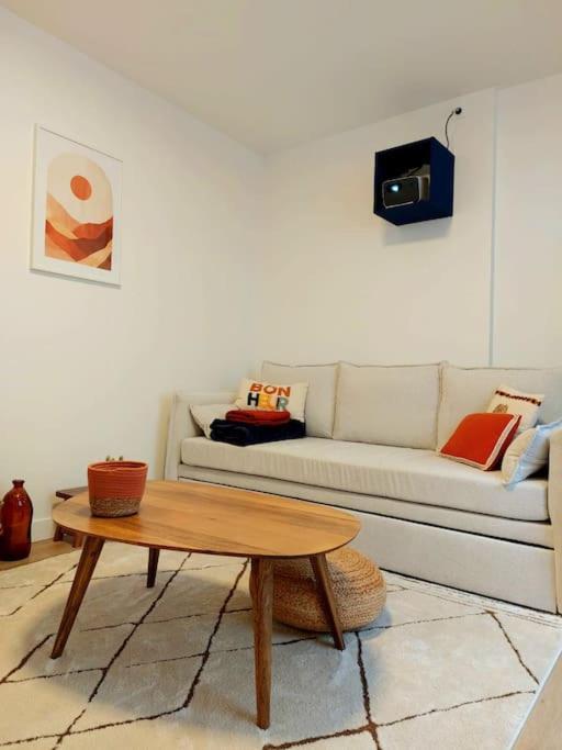 Le Patio - Cinelodge Avec Jardin Poitiers